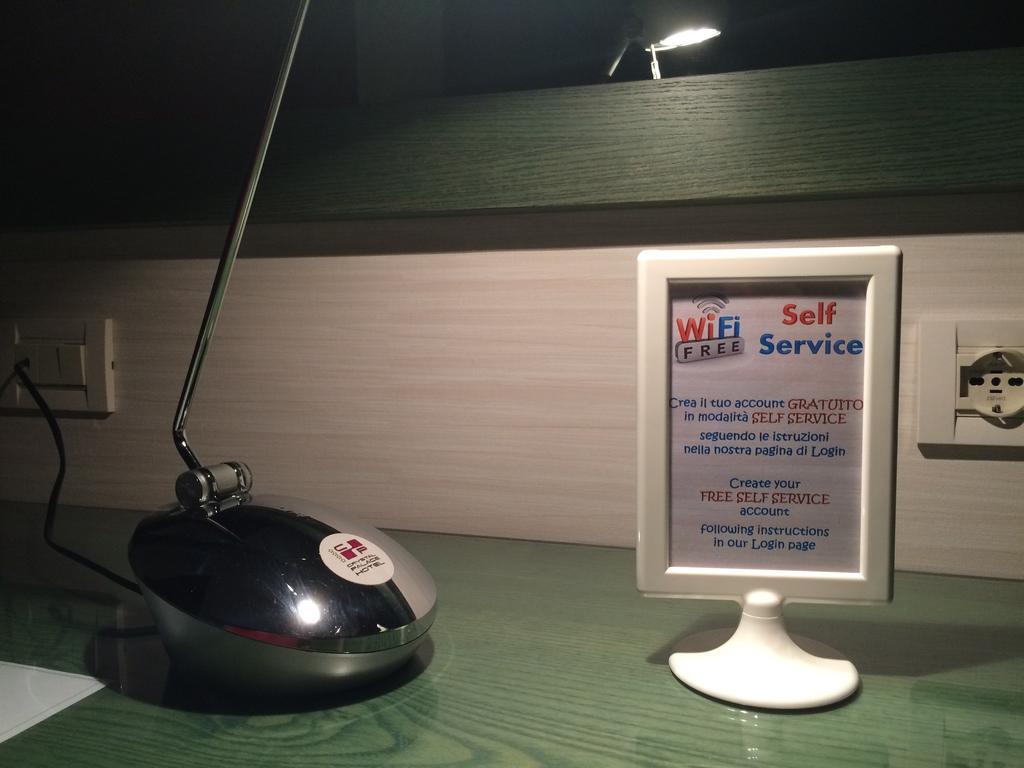 Best Western Ivrea Crystal Palace Banchette D'Ivrea Eksteriør bilde